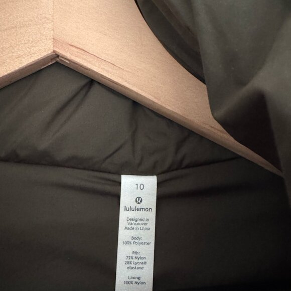 Lululemon Sleek City Jacket - Dark Olive - Picture 9 of 10
